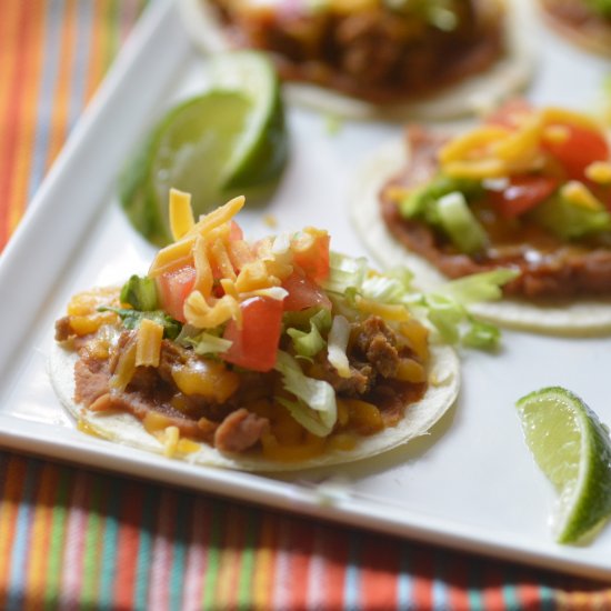 Skinny Mini Taco Pizzas