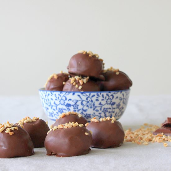 Peanut Cookie Balls