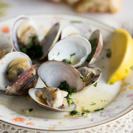 Portuguese Clams in Coriander