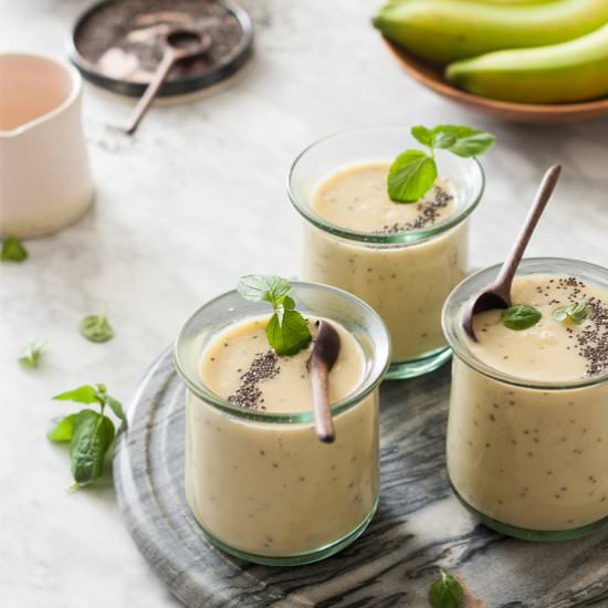 White Gummy Bear Smoothie with Chia