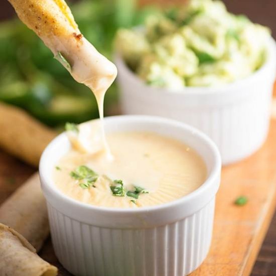 3 Ingredient White Queso Dip