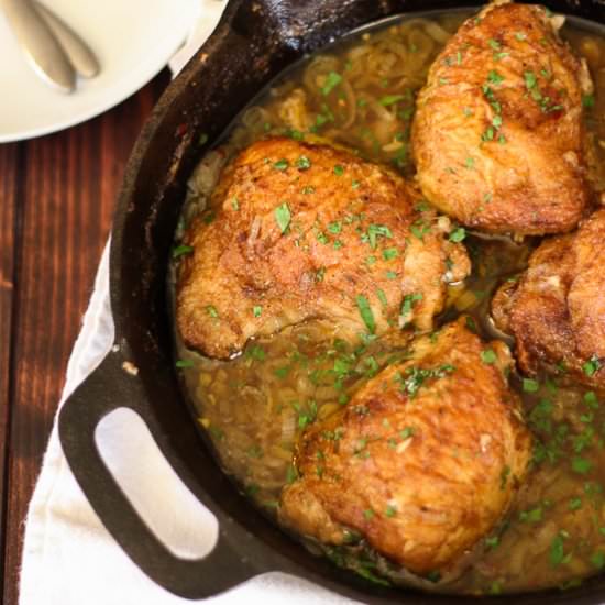 Skillet Chicken with Wine Sauce