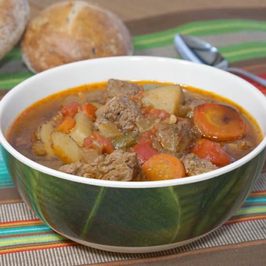 Slow Cooker Hungarian Goulash