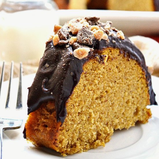 Sour Cream Pumpkin Bundt Cake