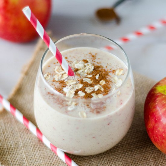 Healthy Apple Pie Smoothie