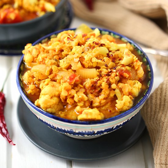 Curried Cauliflower & Lentil Soup