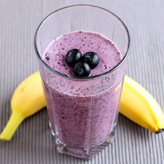 Banana Blueberry Oat Smoothie