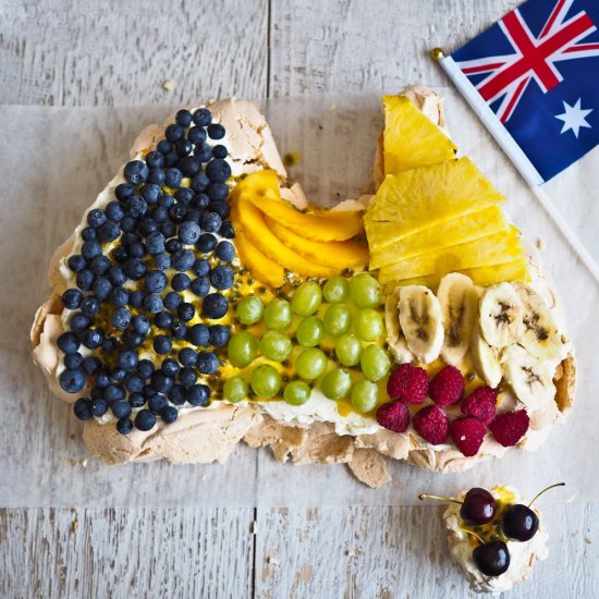 Australian Shaped Pavlova