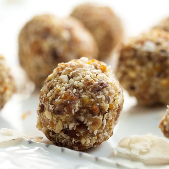 Coconut Apricot Energy Balls