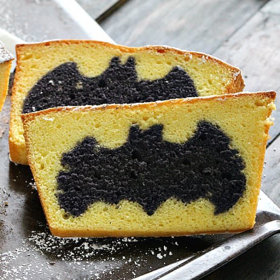 Easy Surprise Batman Cake