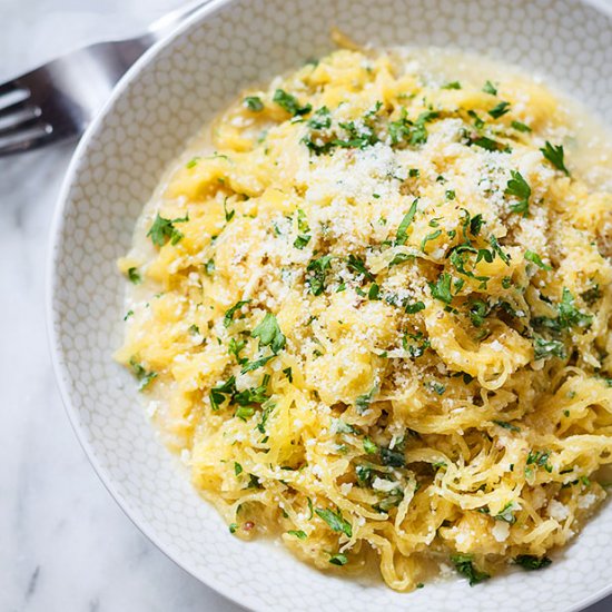 Parmesan Garlic Spaghetti Squash