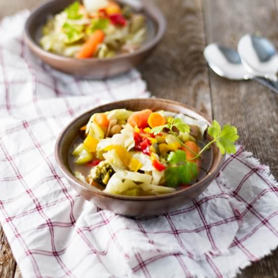 Slow Cooker Vegetable Soup