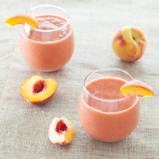 Peach-Strawberry Smoothie