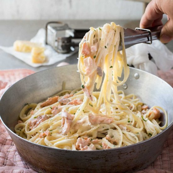 Salmon Alfredo Pasta