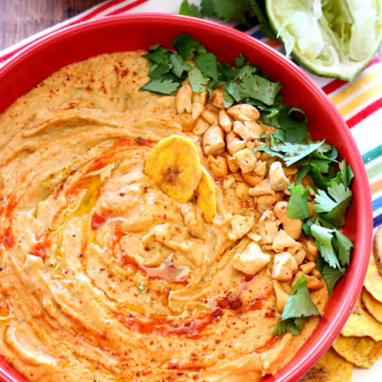 Sriracha Lime White Bean Hummus