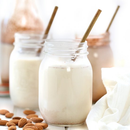 How to make homemade almond milk