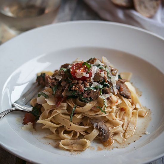 Sausage, Spinach and Wine Fettuccine