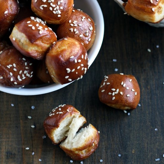 Fluffy Pretzel Bites