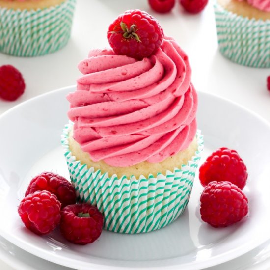 Lemon Raspberry Cupcakes