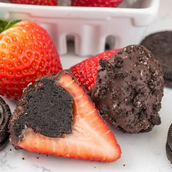 Oreo Truffle Strawberries