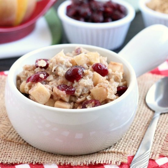 Cranberry Apple Slow Cooker Oatmeal