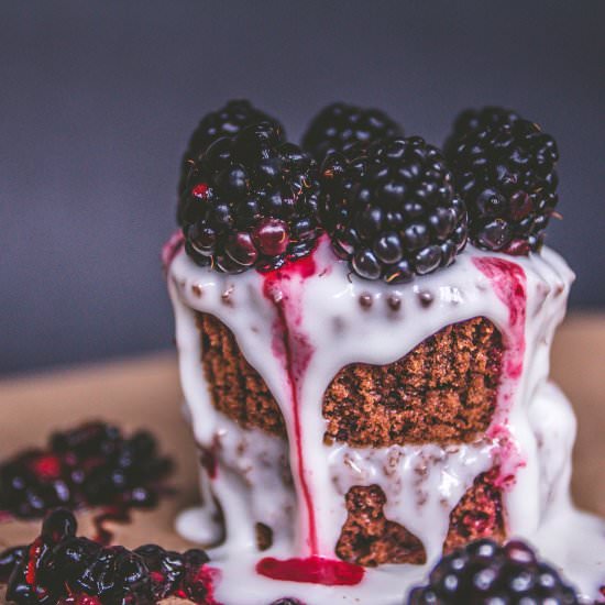 Mini Blackberry Layer Cakes (Vegan)