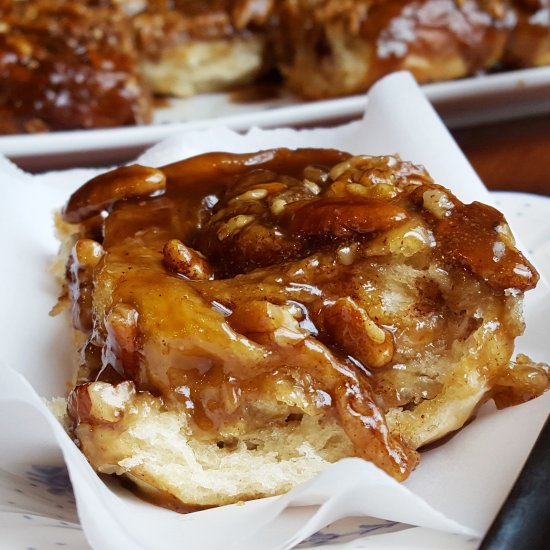 Caramel Pecan Sticky Buns