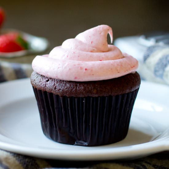 Chocolate Strawberry Cupcake