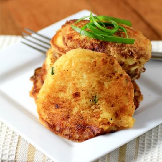 Cornmeal Griddle Cakes