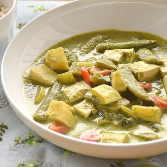 Green curry with vegetables