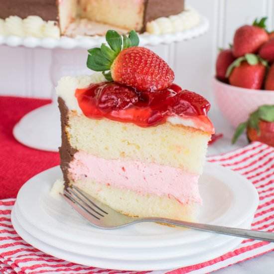 Strawberry Mousse Cake