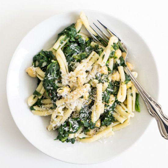 Spinach & Chickpea Pasta Bowl