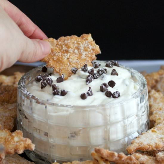 Creamy Cannoli Dip