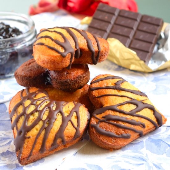 Chocolate Drizzle Cherry Jam Cakes