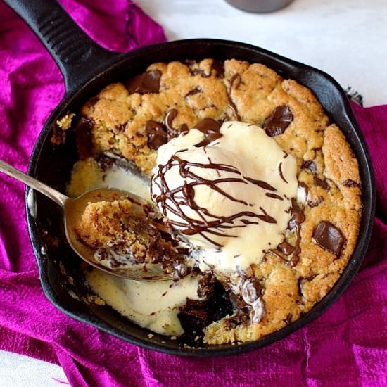 Mini Nutella Stuffed Skillet Cookie