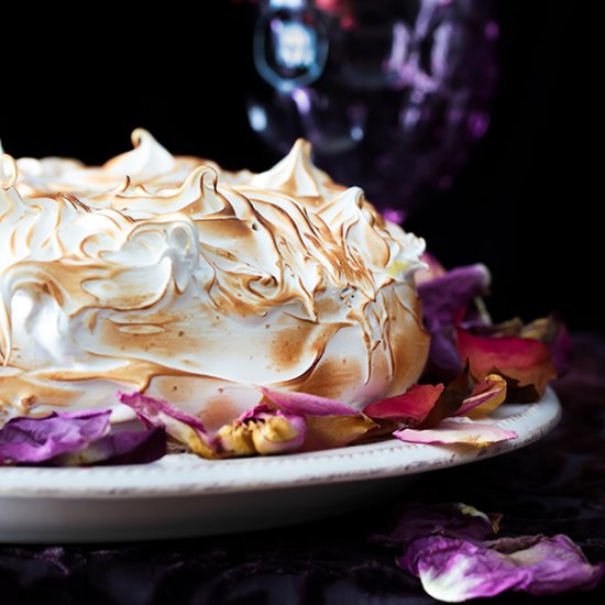 Lemon & Poppy Seeds Meringue Cake