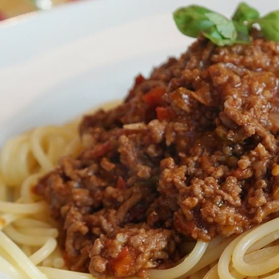 Easy Bulk Cook Spaghetti Bolognese