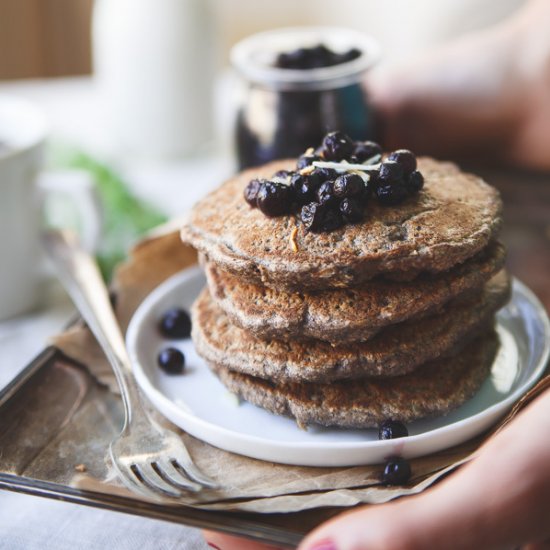 Cinnamon Raisin Oat Bran Pancakes