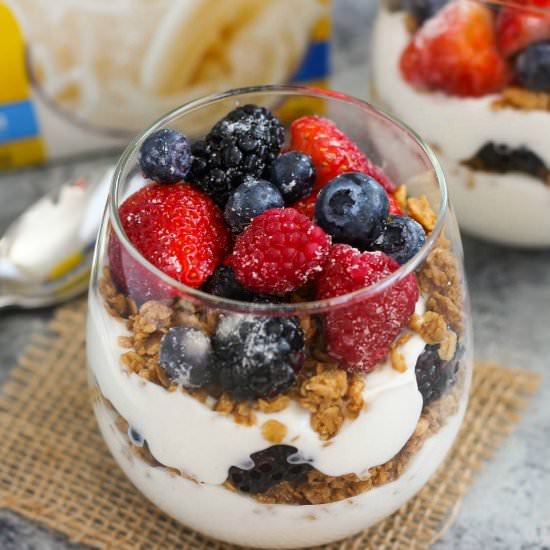 Berry Honey Yogurt Parfait