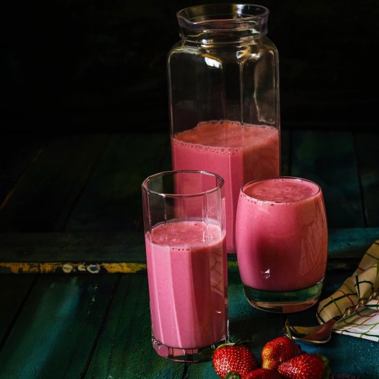 Strawberry, Banana and Oats Smoothie