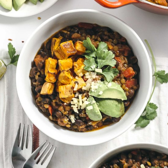 Spicy Black Bean and Lentil Chilli