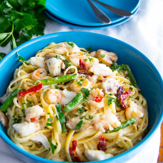 Seafood Linguine Alfredo