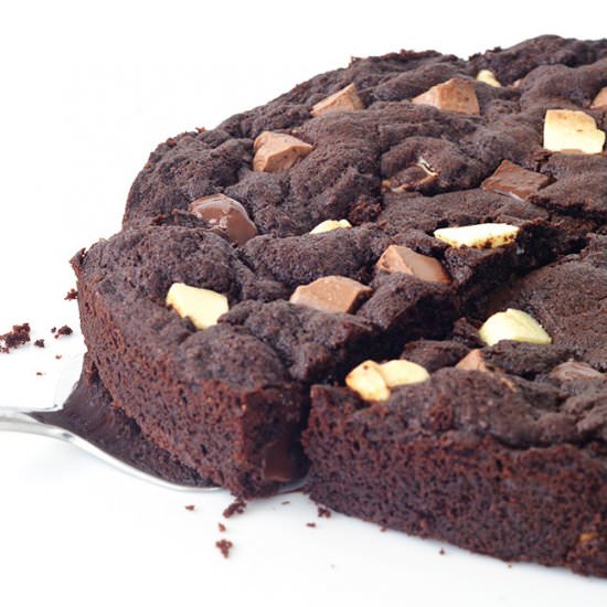 Triple Chocolate Cookie Cake