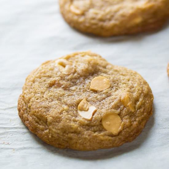 Butterscotch Cashew Cookies