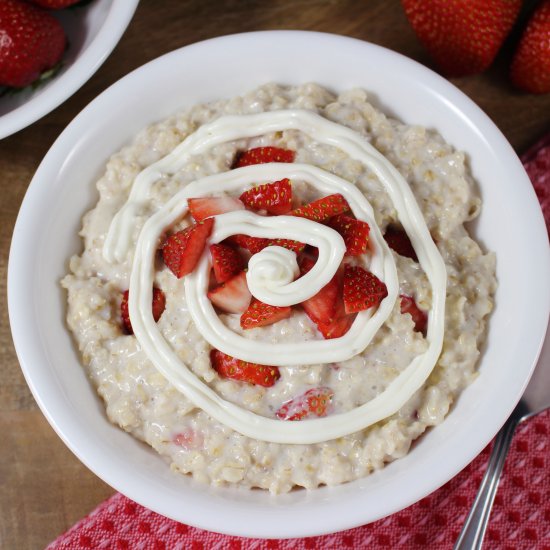 Strawberry Cheesecake Oatmeal