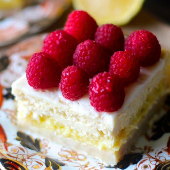 Cheesecake Lemon Bars