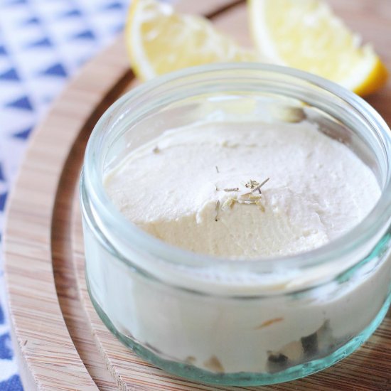 Homemade Vegan Cashew Cream Cheese