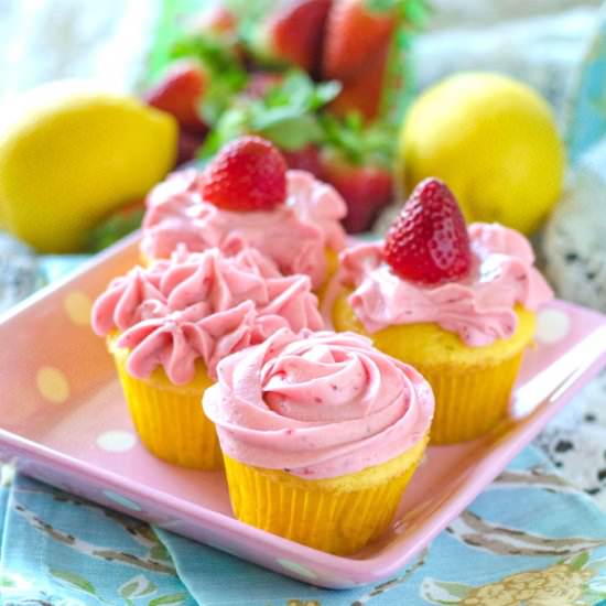 Strawberry Lemonade Cupcakes