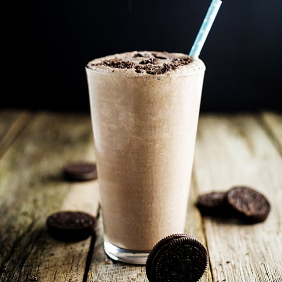 Almost Healthy Oreo Smoothie