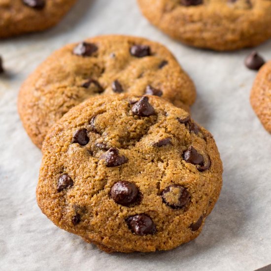 Clean Eating Chocolate Chip Cookies